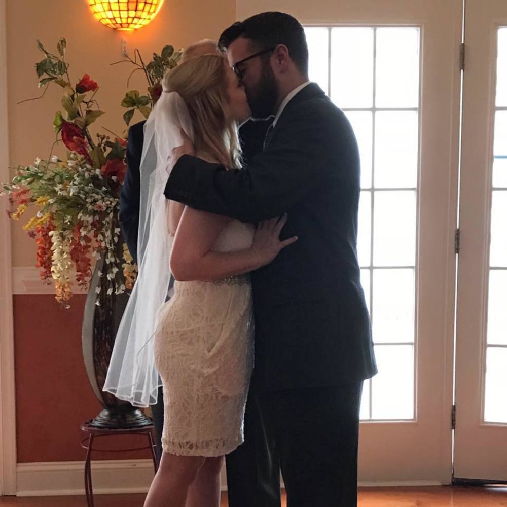 Meet your Posher, Caitlin